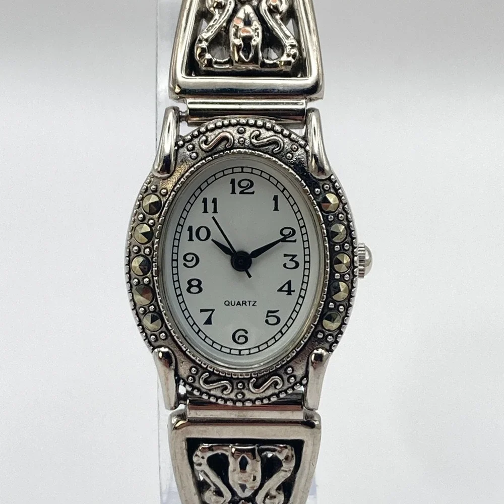 Marcasite Women's Watch Silver Tone 23mm Oval Stretch Band New Battery 6.75